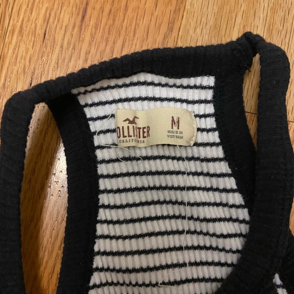 Hollister Striped Crop Top - Picture 4 of 4